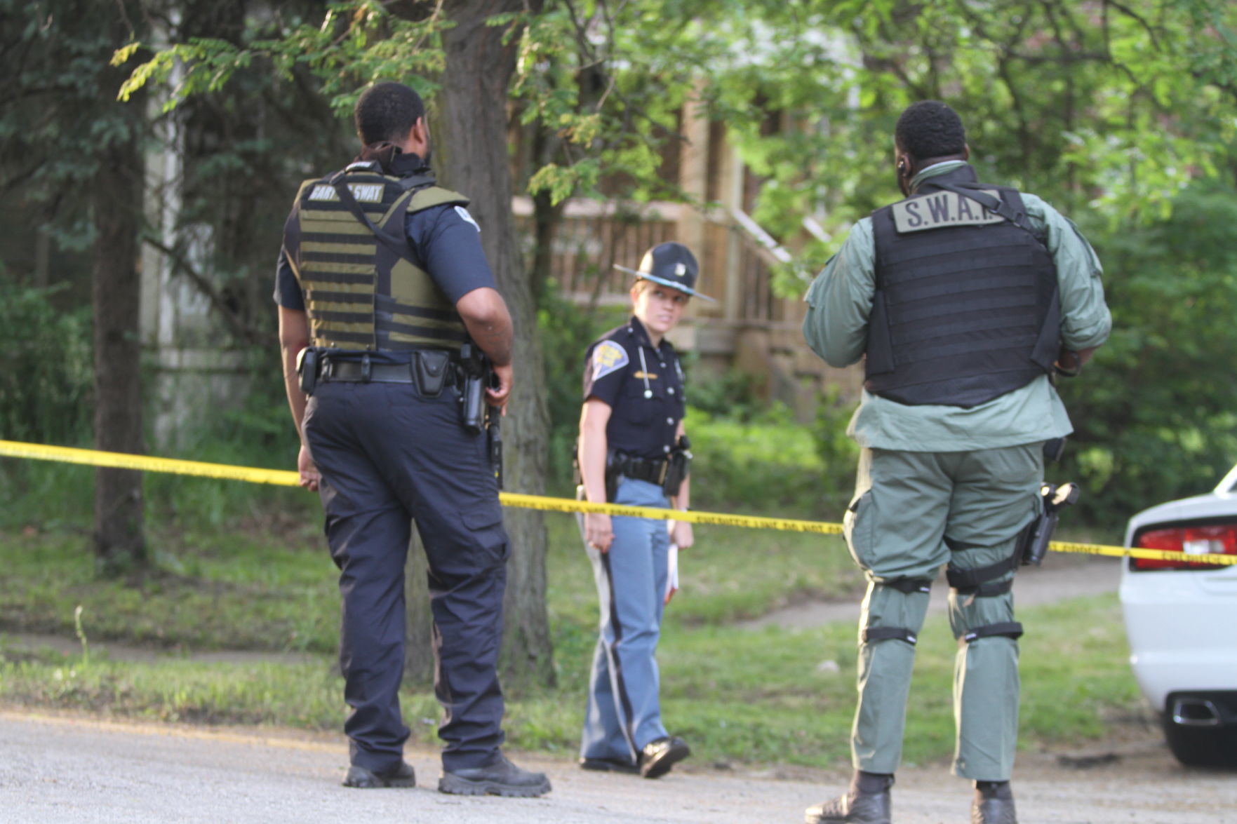 Police investigate shooting in Gary